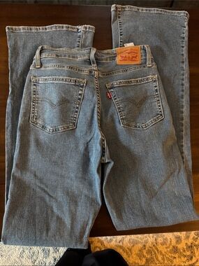 Levi's 726 Flare Leg Jeans 26x34